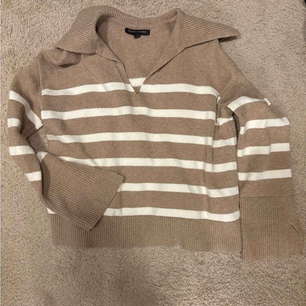 Banana Republic Tan and Cream Striped V‑Neck Collared Sweater